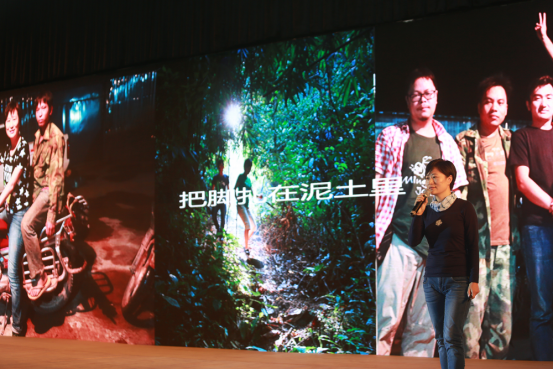 14294H242-3.png 14294H242-3.png