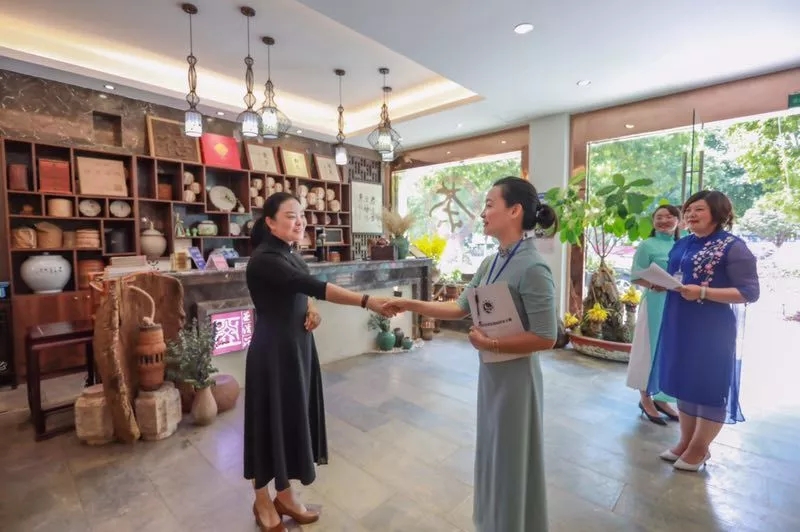 3.webp.jpg 3.webp.jpg